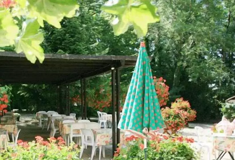 Отель Doubs Rivage