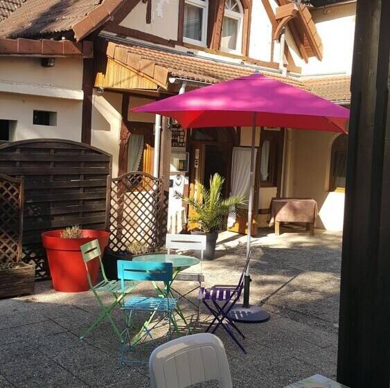 בית מלון כפרי Doubs Rivage