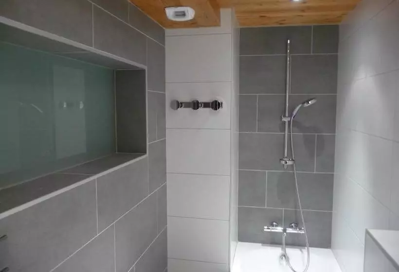 هتل Hôtel Les Glaïeuls