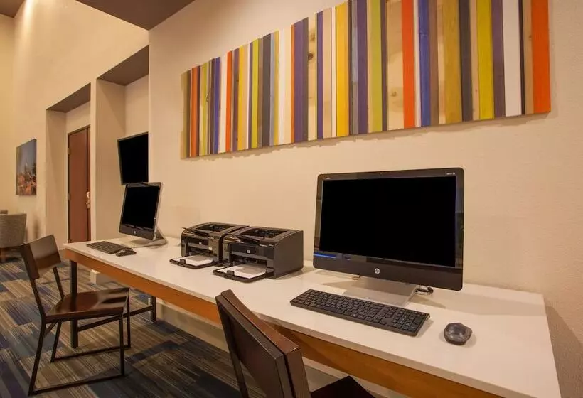 ホテル Holiday Inn Express Davis University Area, An Ihg