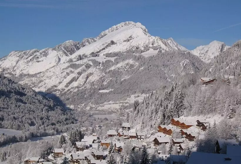 호텔 Hôtel Les Triolets