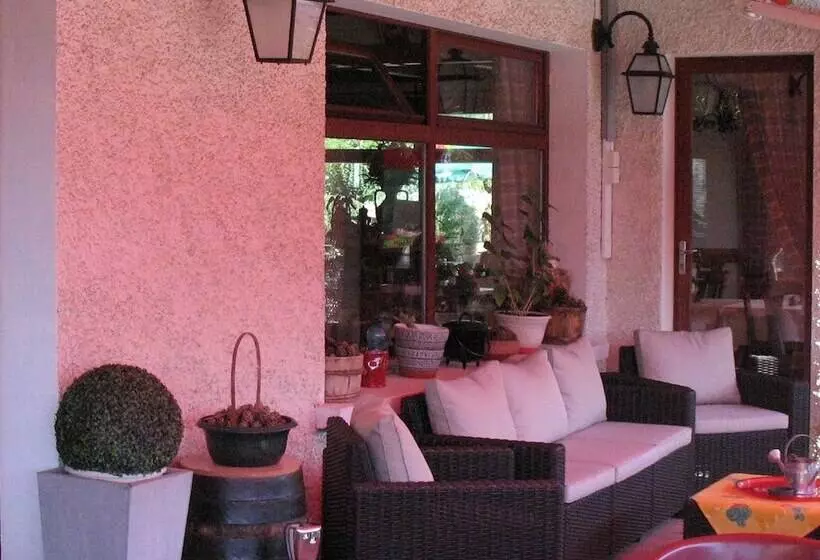 호텔 Hôtel Les Triolets