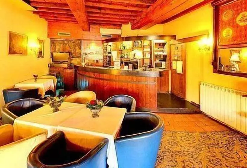 호텔 La Tablee Medievale