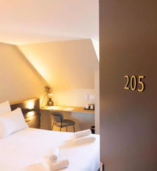 ホテル Logis Hôtel & Restaurant Le Vert Bocage