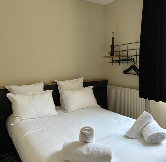 هتل Logis Hôtel & Restaurant Le Vert Bocage