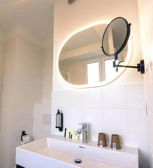 ホテル Logis Hôtel & Restaurant Le Vert Bocage