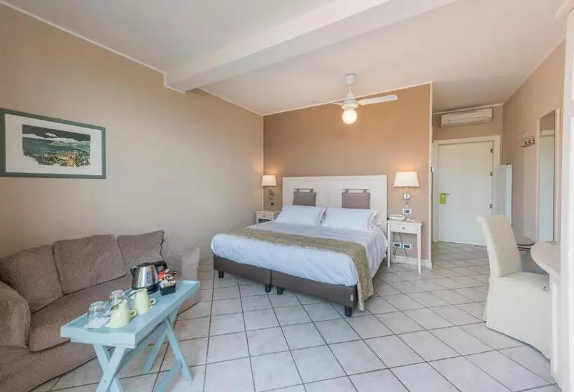 酒店 Liliana Diano Marina