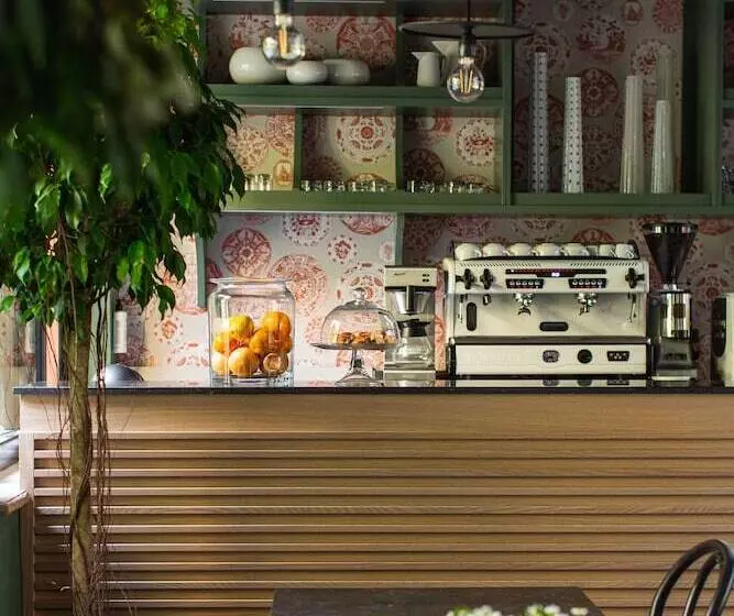 Отель Porta San Mamolo