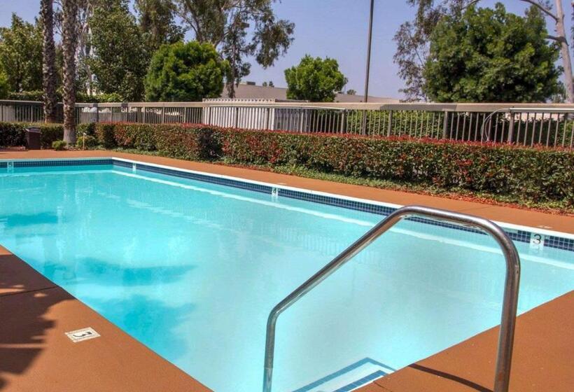 호텔 Quality Inn Riverside Near Ucr And Downtown