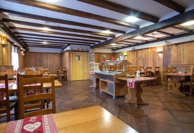 ホテル Relais D Issenheim Table D Hôtes