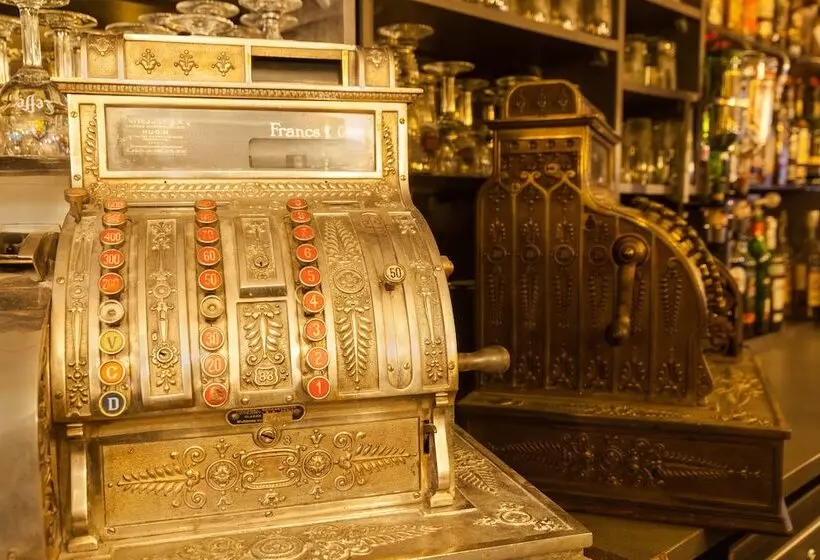 Отель The Originals City, Hôtel Castel Burgond, Dijon Ouest