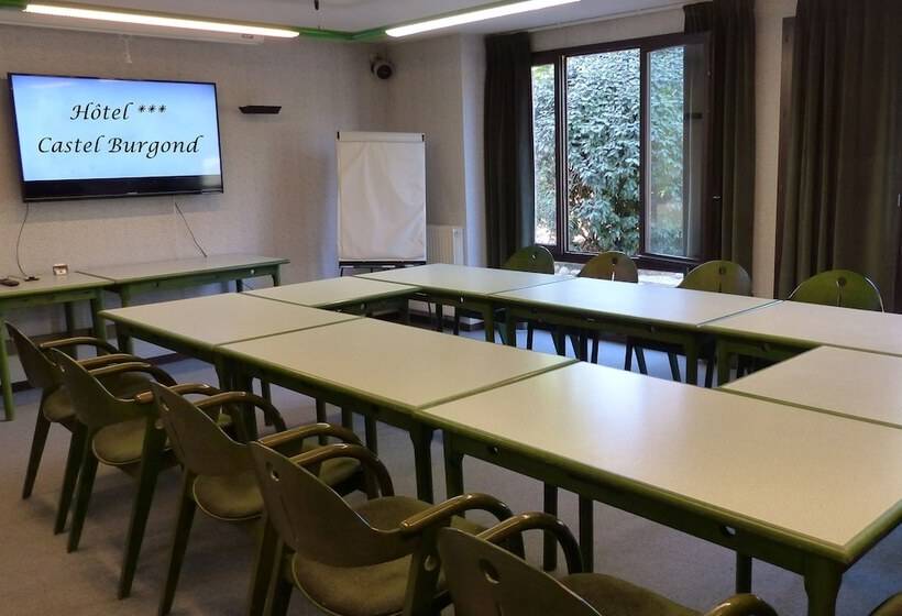 ホテル The Originals City, Hôtel Castel Burgond, Dijon Ouest
