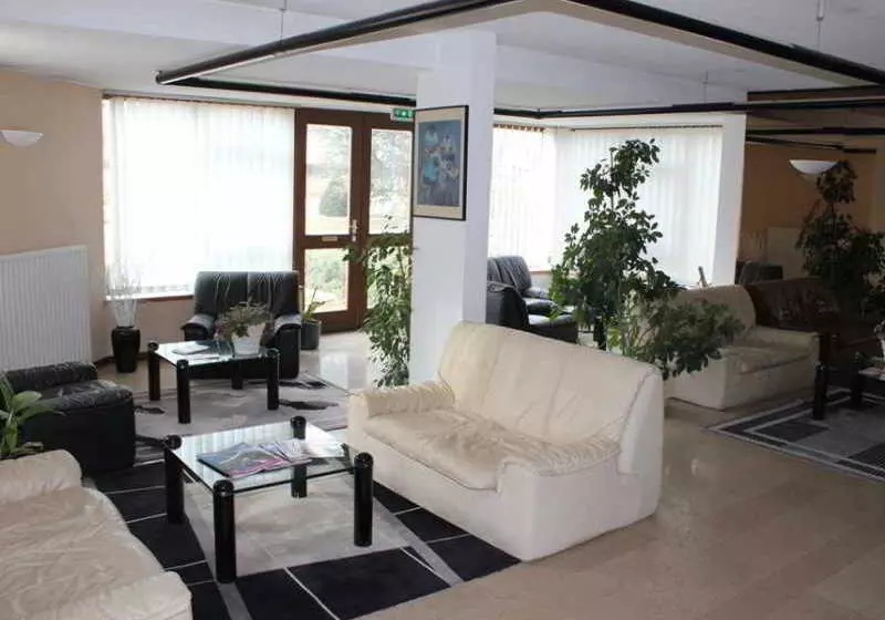 Отель The Originals City, Hôtel Castel Burgond, Dijon Ouest