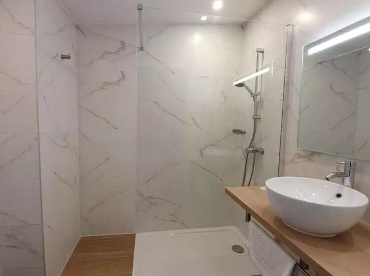 Logis Clermotel Hôtel & Restaurant