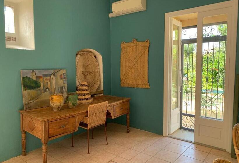 בית מלון כפרי Auberge Du Chateau