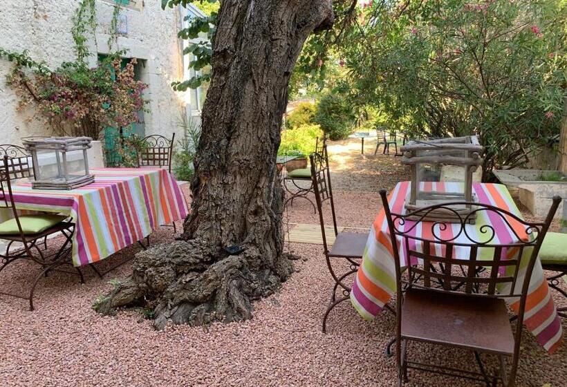 בית מלון כפרי Auberge Du Chateau