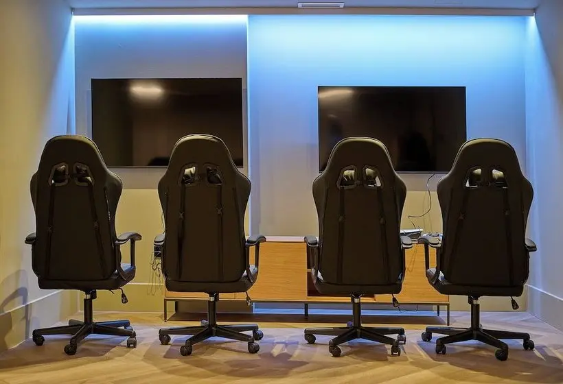 ホテル Casa Serras Andorra