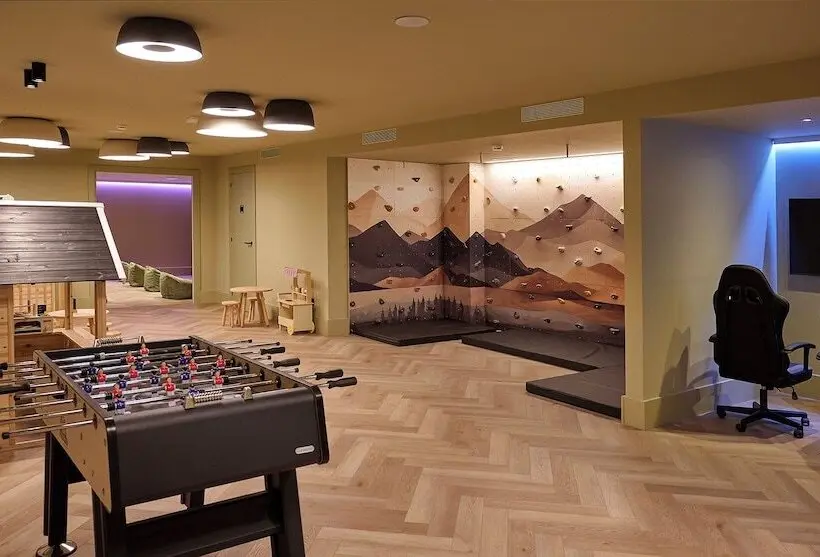 ホテル Casa Serras Andorra