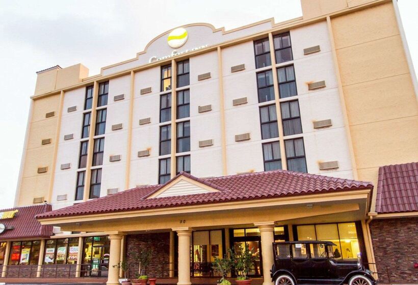 בית מלון כפרי Comfort Inn Oceanside Deerfield Beach