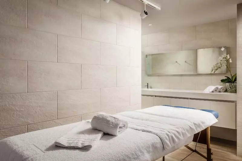 هتل Eurostars Andorra