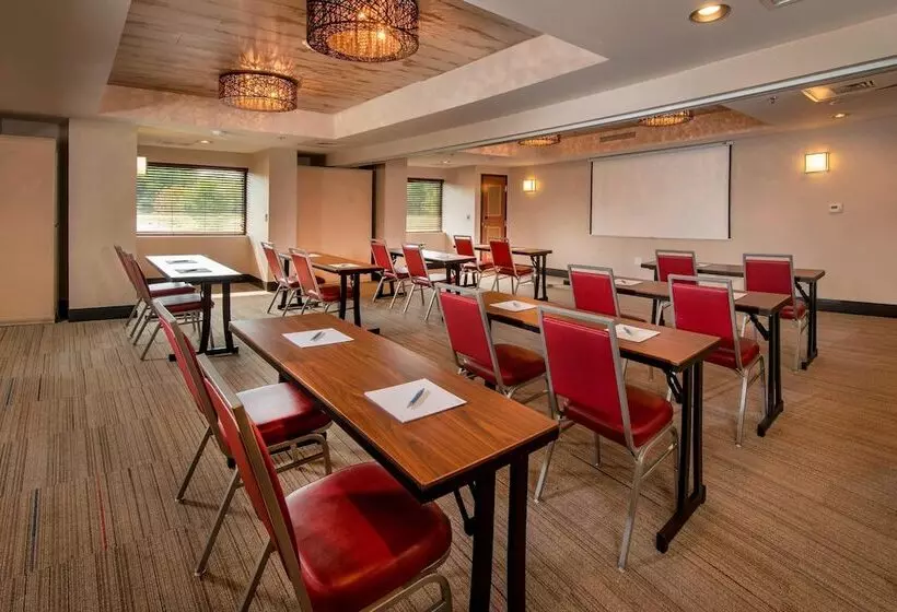 ホテル Four Points By Sheraton Newark Christiana Wilmington