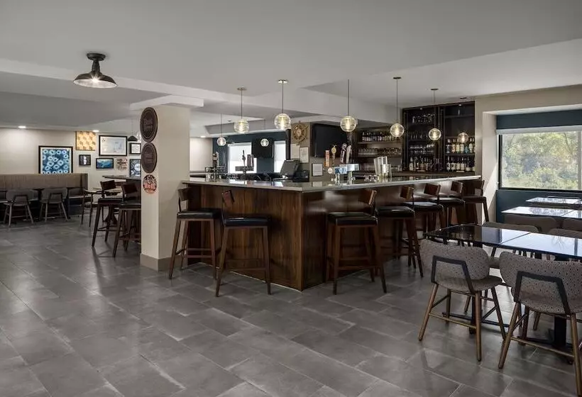 ホテル Four Points By Sheraton Newark Christiana Wilmington