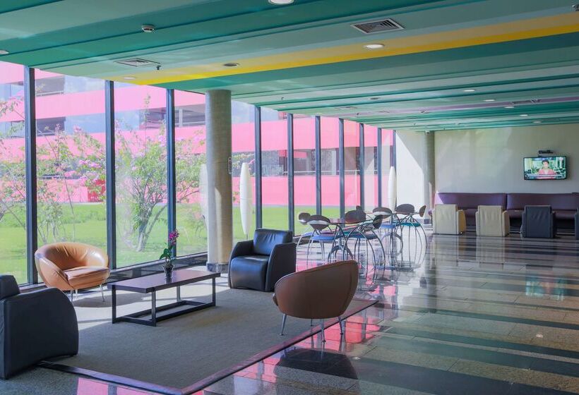 فندق Golden Tulip Brasilia Alvorada