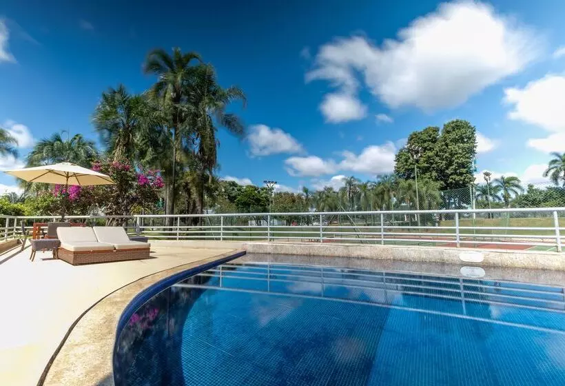 בית מלון כפרי Golden Tulip Brasilia Alvorada