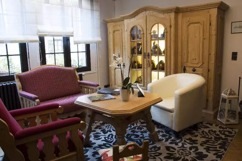 فندق Hostellerie Saint Florent