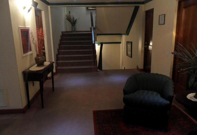 هتل Isla Rey Jorge