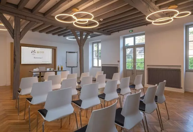 فندق La Clef Des Châteaux