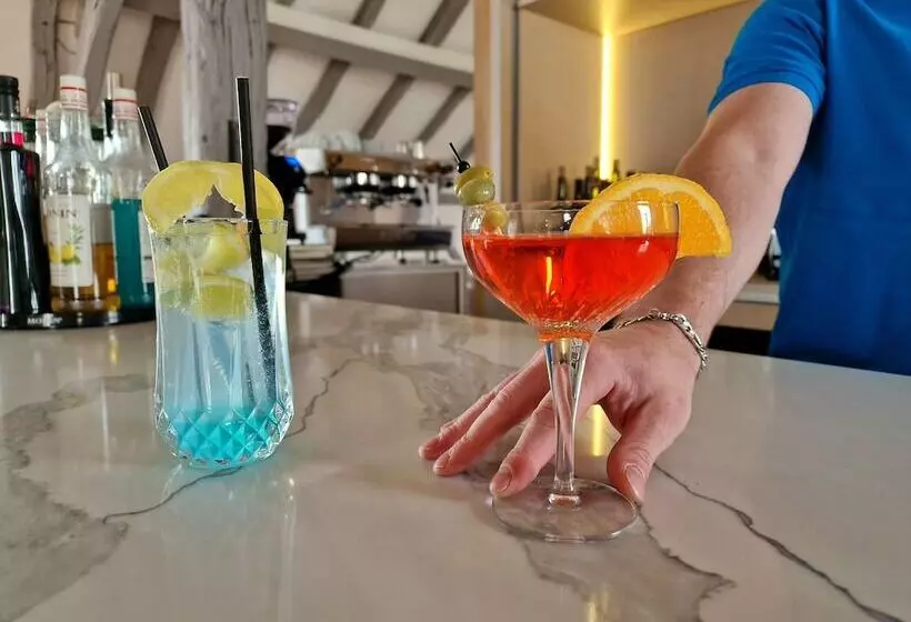 فندق La Clef Des Châteaux