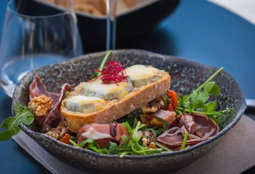 فندق La Clef Des Châteaux