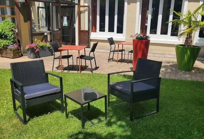 فندق Le Castelet