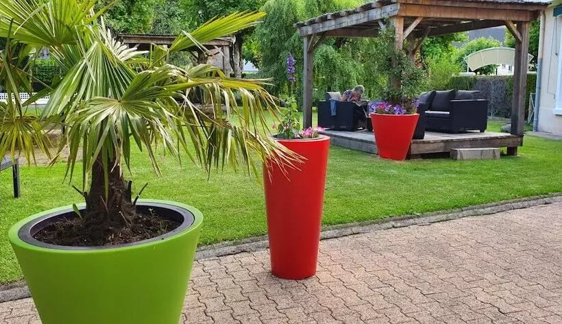 فندق Le Castelet