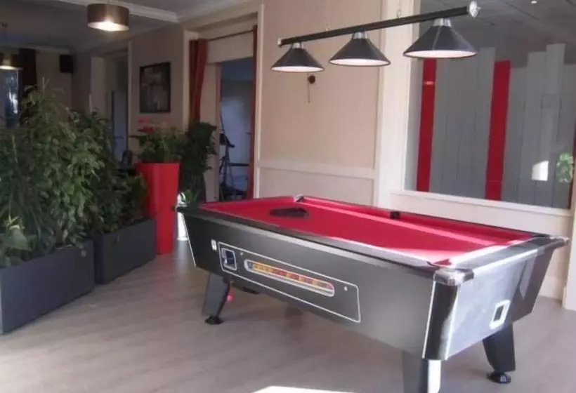 فندق Le Castelet