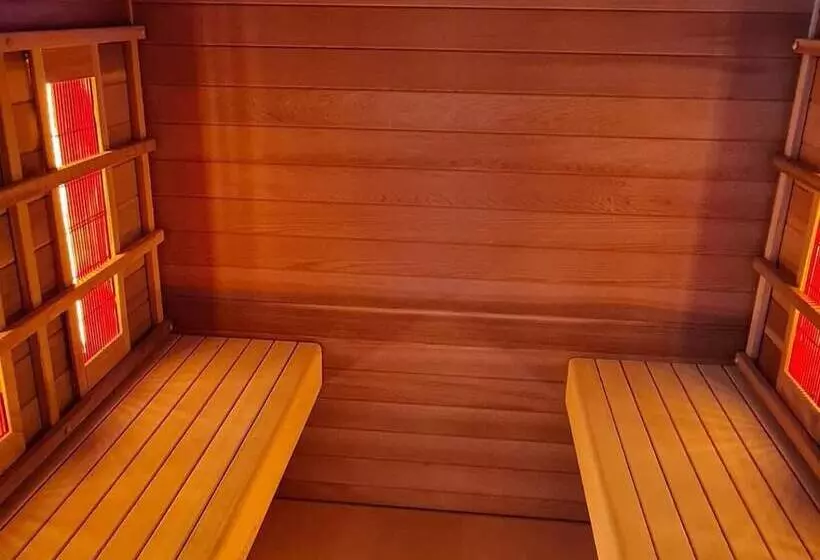 فندق Le Castelet