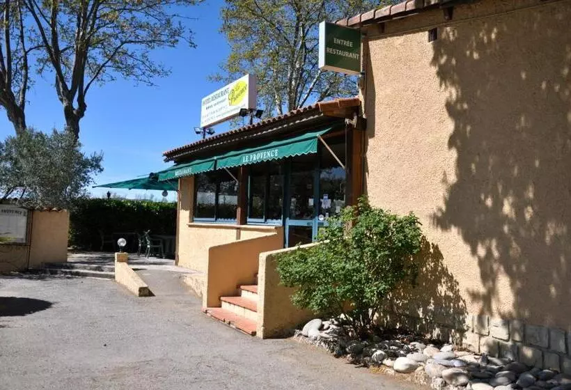 בית מלון כפרי Le Provence