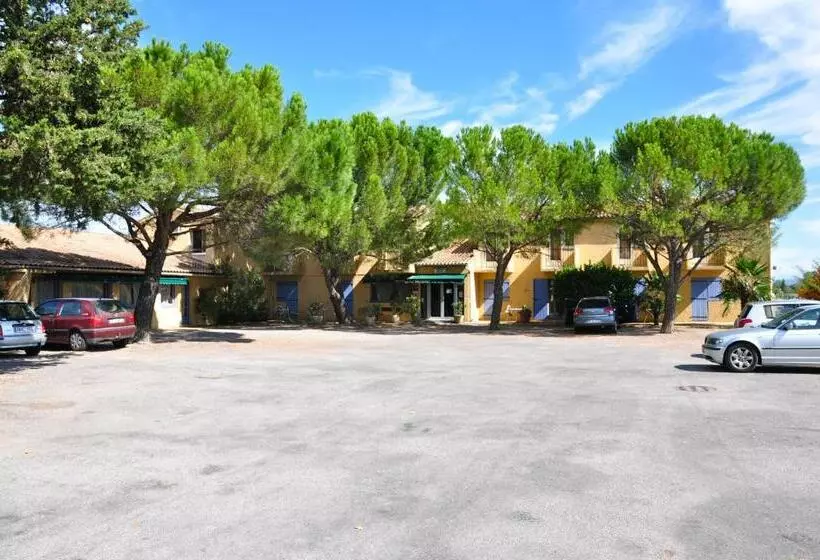 בית מלון כפרי Le Provence