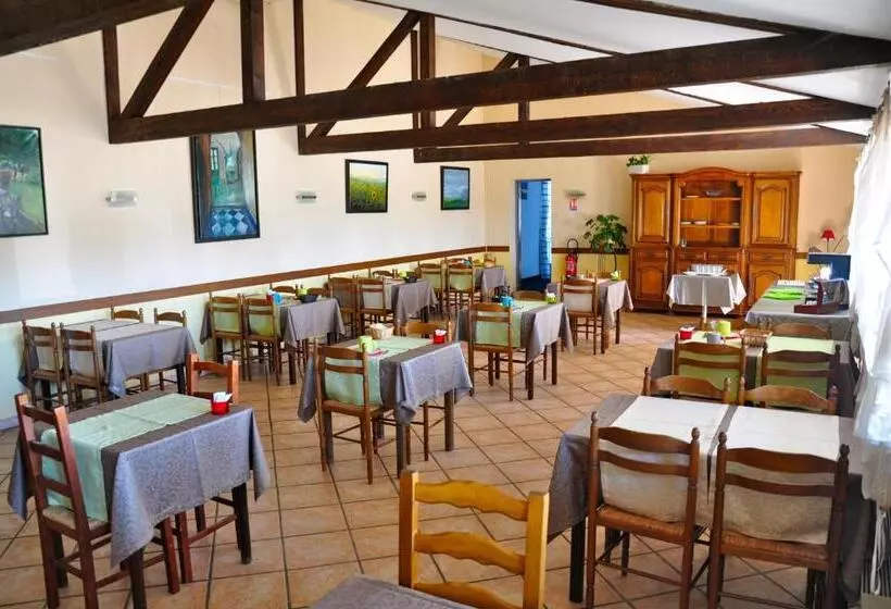 בית מלון כפרי Le Provence