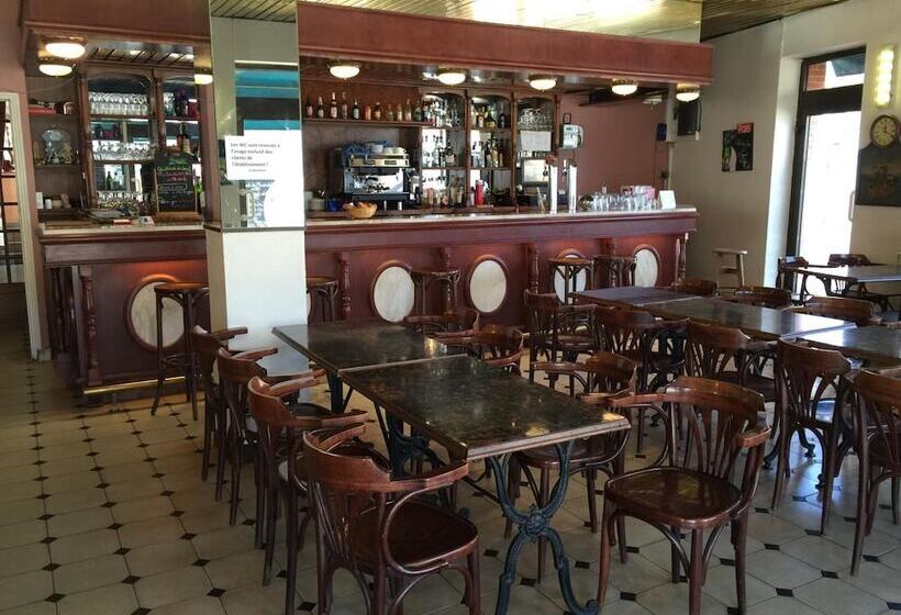 هتل Le Roi Gourmand