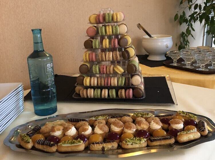 هتل Le Roi Gourmand