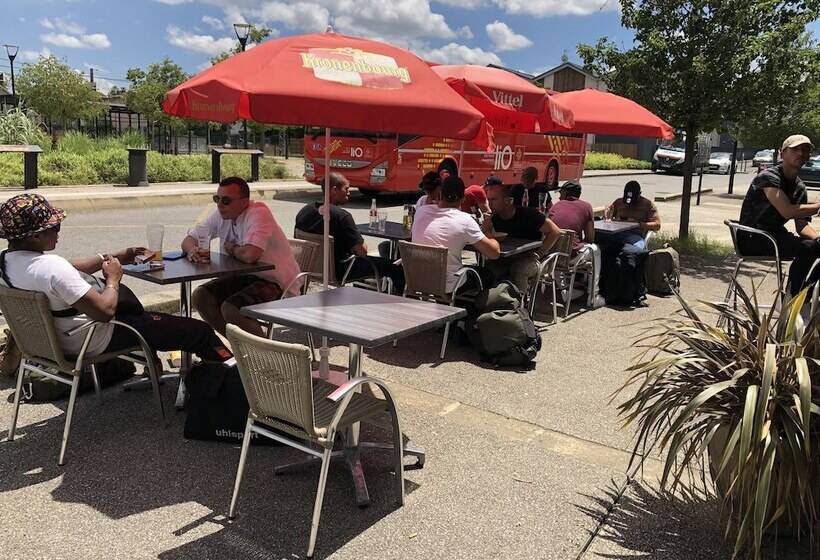 هتل Le Roi Gourmand