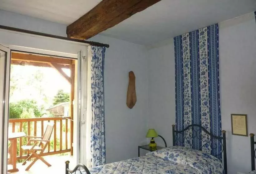 Отель Le Village Gaulois