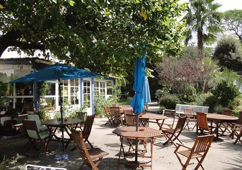 فندق Les Liserons De Mougins