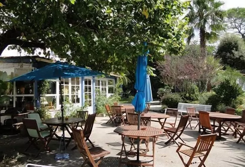 فندق Les Liserons De Mougins