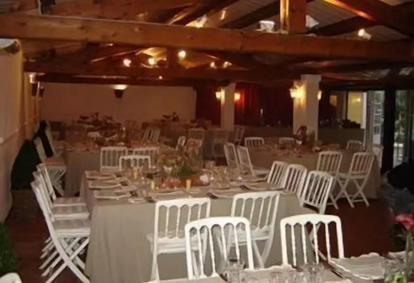 فندق Les Liserons De Mougins