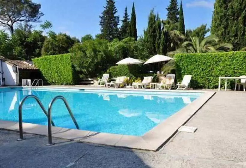 فندق Les Liserons De Mougins