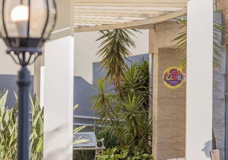 Nadai Confort Hotel E Spa