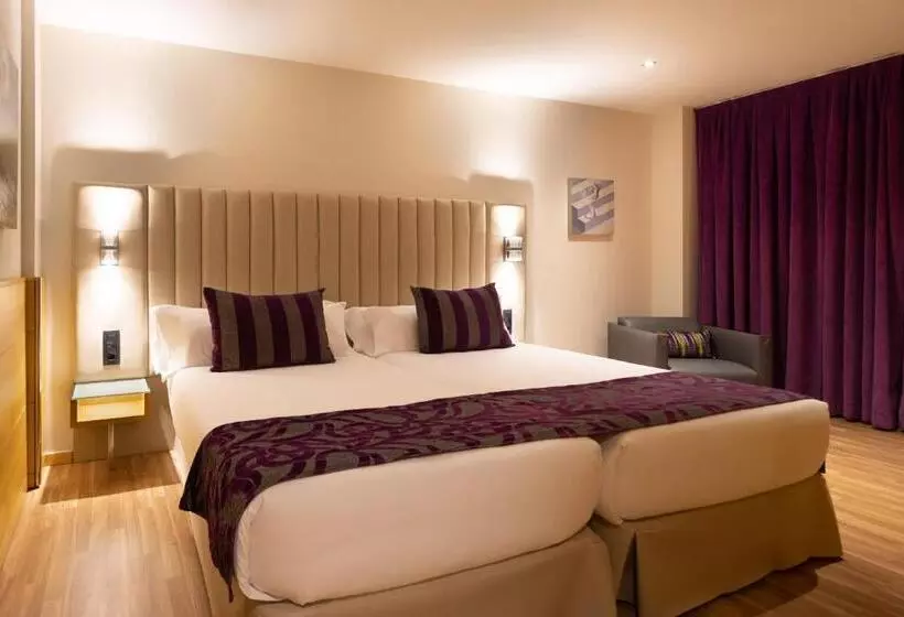 Отель Sansi Barcelona